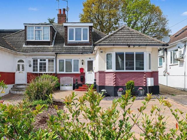 House for sale in Hawkwell, Barling