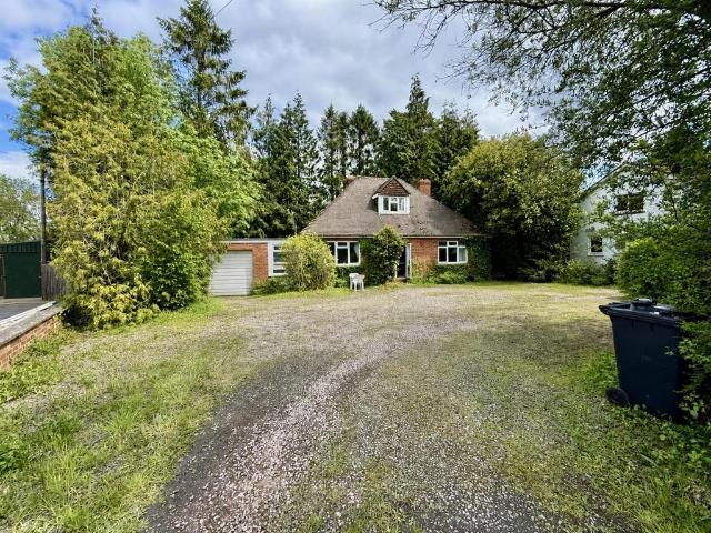 House for sale in Newent, Bromsberrow Heath