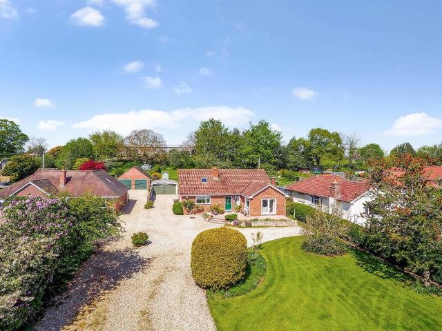 House for sale in Barton Stacey, Hampshire