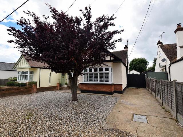 House for sale in Stroud Green, Barling