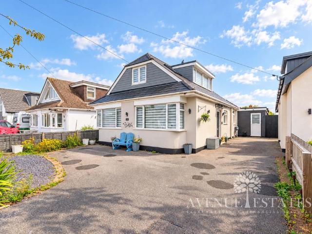 House for sale in Stanpit, Christchurch