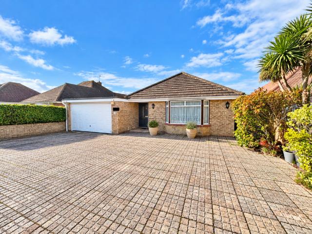 House for sale in Nyetimber, Arun
