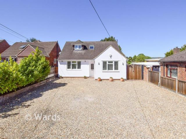House for sale in Leybourne, Bourne Vale