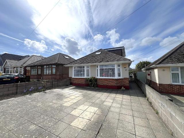 Bungalow for sale in Oakdale