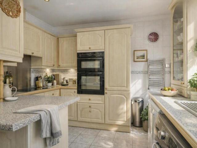 Cottage for sale in Five Acres, Hertfordshire