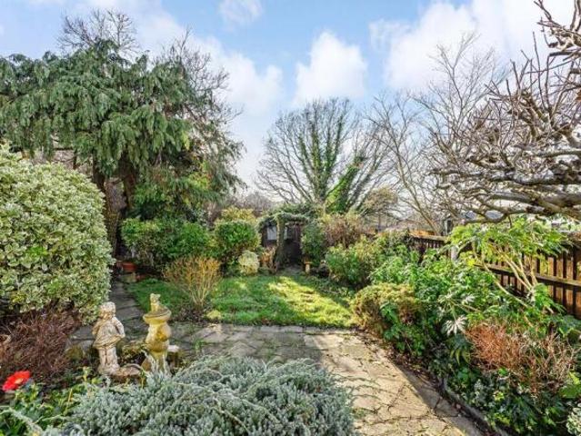 Cottage for sale in Chingford, Greater London