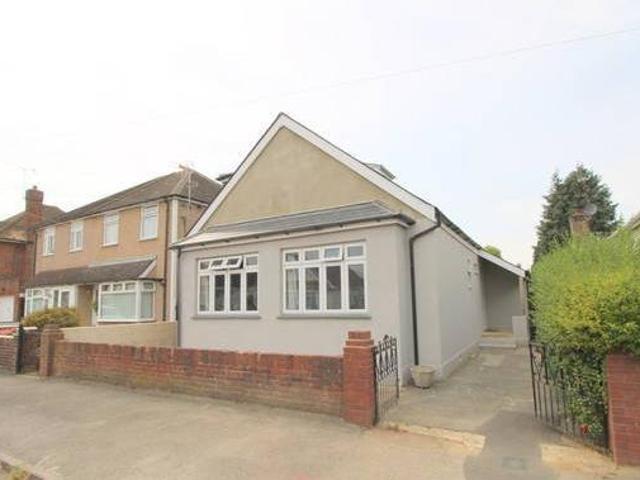 House for rent in Surrey