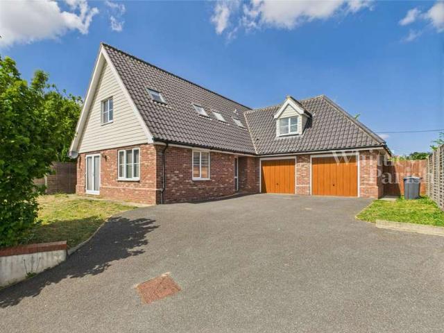 Cottage for sale in Newton Flotman, South Norfolk