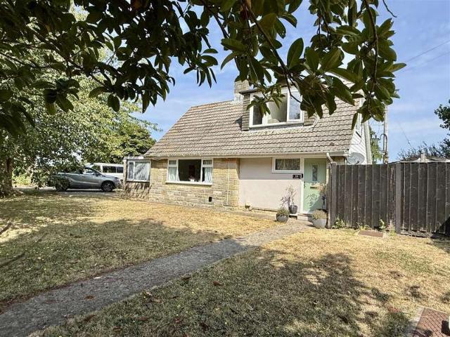 Cottage for sale in Freshwater, Isle Of Wight