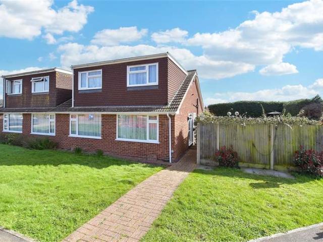 Cottage for sale in The Bridge, Kent