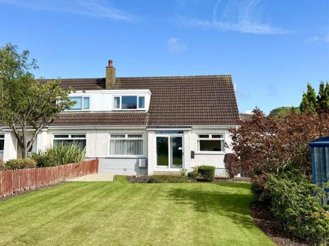 Cottage for sale in West Kilbride, Scotland