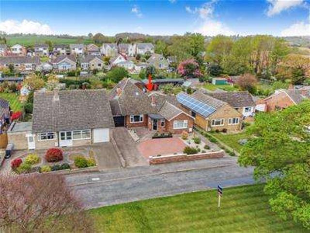 Cottage for sale in Chelmondiston, Suffolk