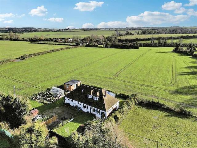 Cottage for sale in Ash, Kent