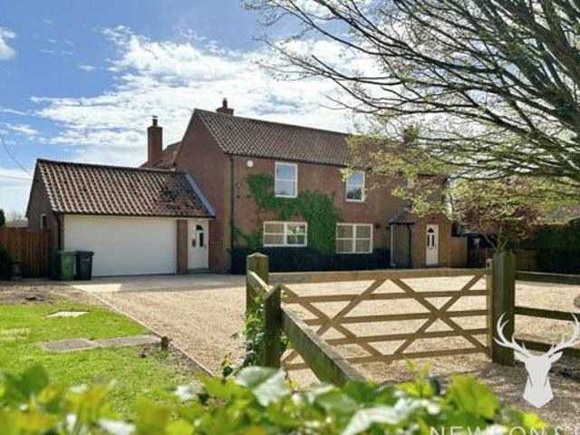 House for rent in Lyons, Greater London