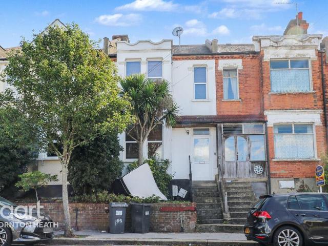 House for sale in London Borough of Croydon, Thornton Heath