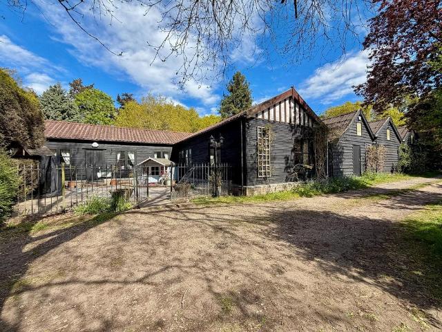 House for sale in Little Bealings, Eastbridge