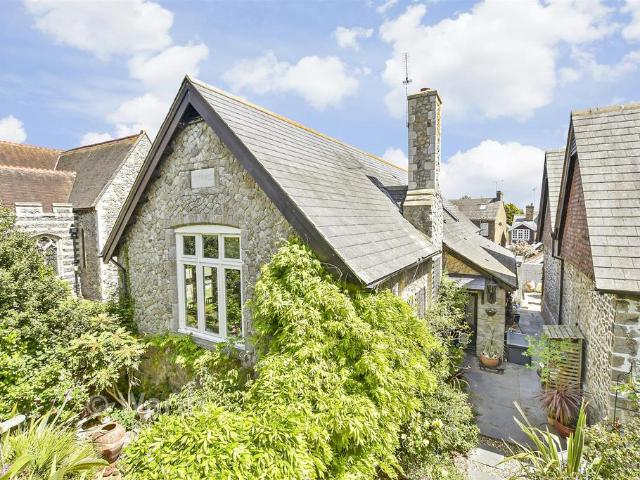 House for sale in West Street