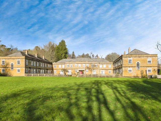 House for sale in Perryfields, West Sussex