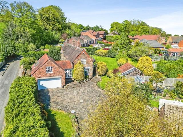 House for sale in Attenborough, East Midlands