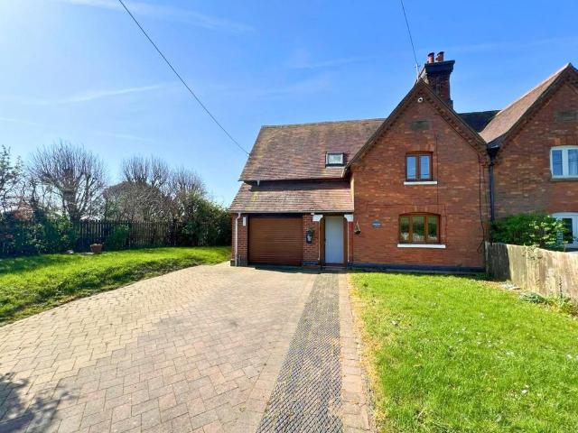 House for sale in Ashendon, Buckinghamshire