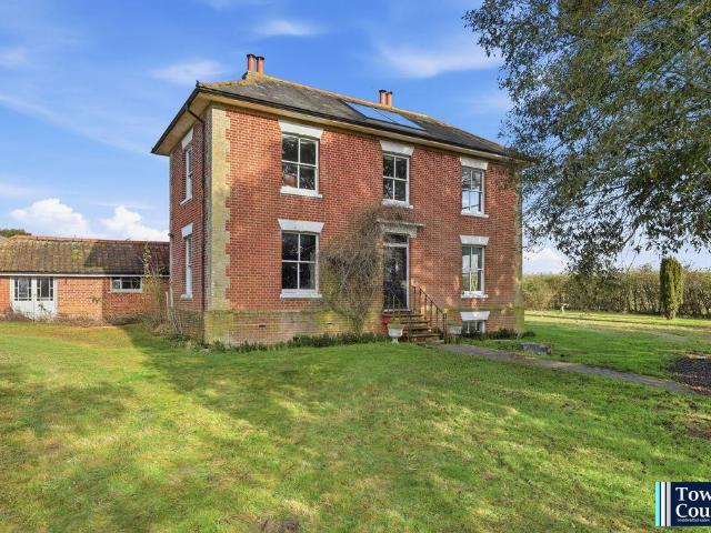 House for sale in Weeley, Dale Hill