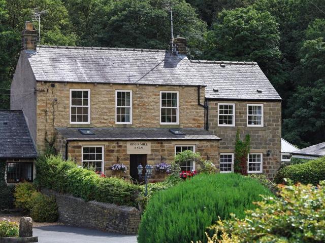 House for sale in Thurgoland, South Yorkshire
