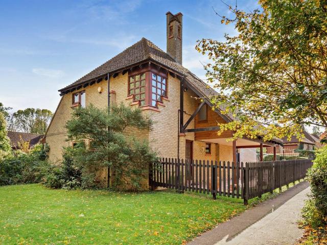 House for sale in Ortongate Centre, Peterborough