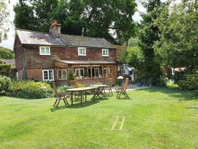 House for sale in Glynde, West Sussex