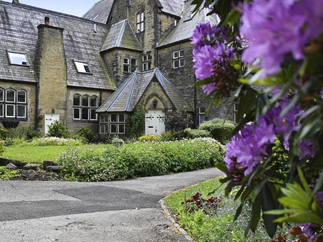 House for sale in Rawdon, West Yorkshire