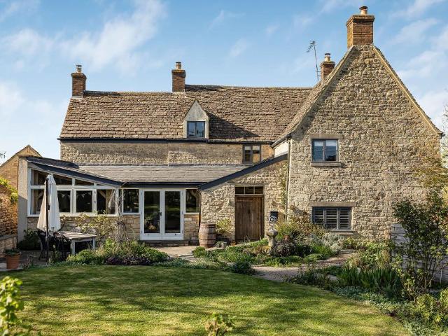 House for sale in Far Green, Stroud