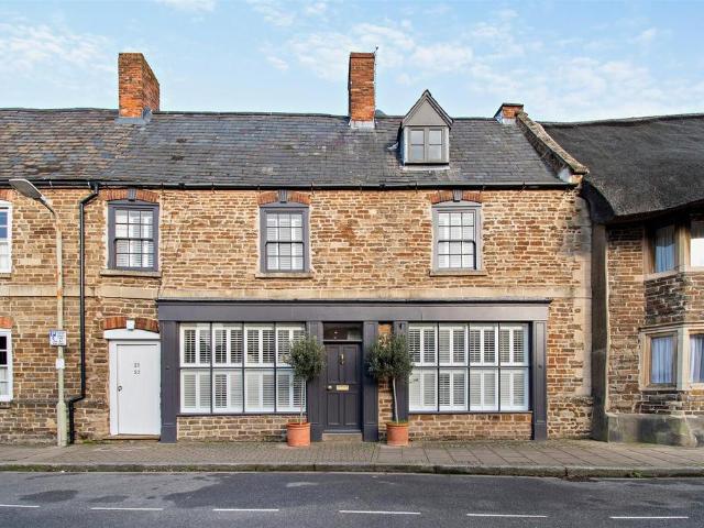 House for sale in Oakham