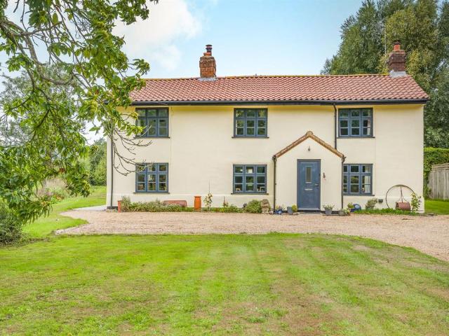 House for sale in Comers, Norfolk