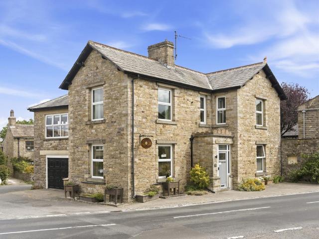 House for sale in Aysgarth, North Yorkshire