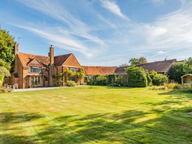 House for sale in Chartridge, Bellingdon