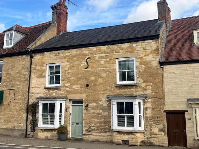 House for sale in Olney