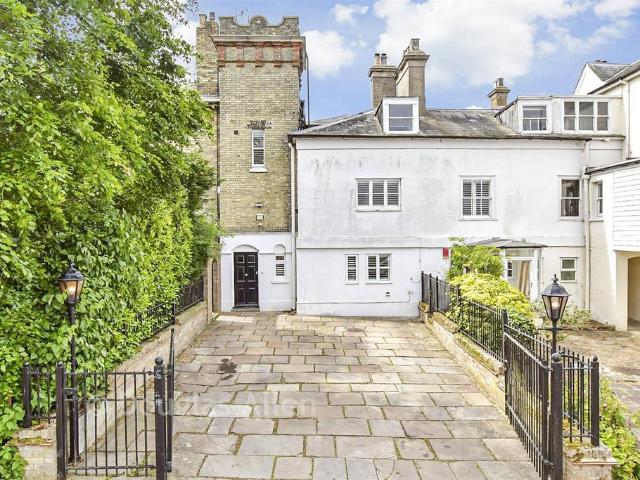 House for sale in Epping, Essex