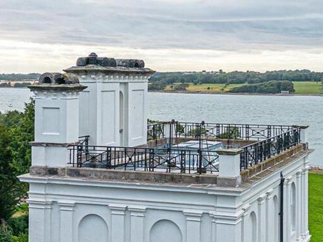 House for sale in Caernarfon, Wales