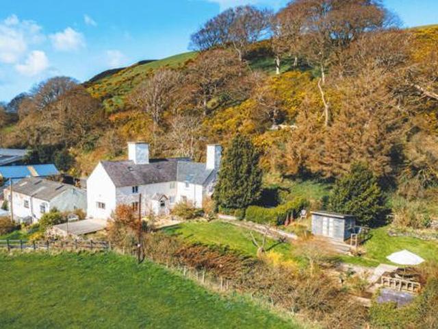 House for sale in Denbigh, Wales