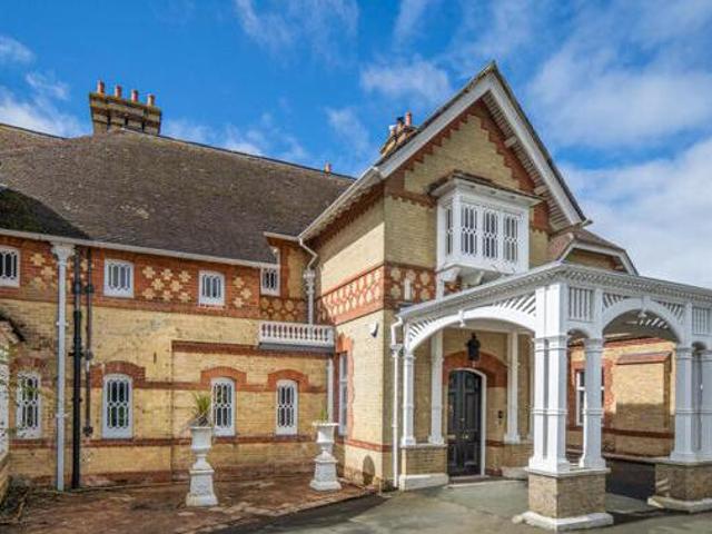 House for sale in East Cowes, Isle Of Wight