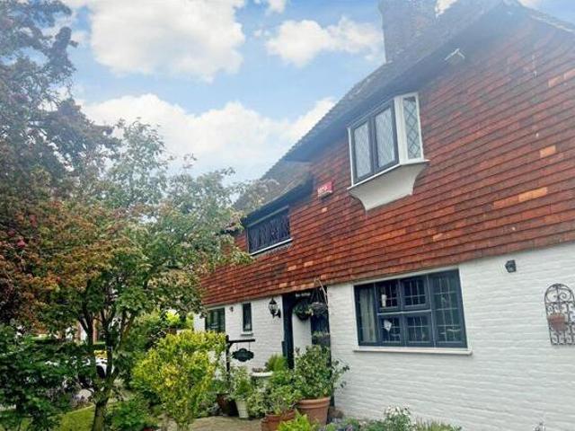 House for sale in Westbrook, Acol