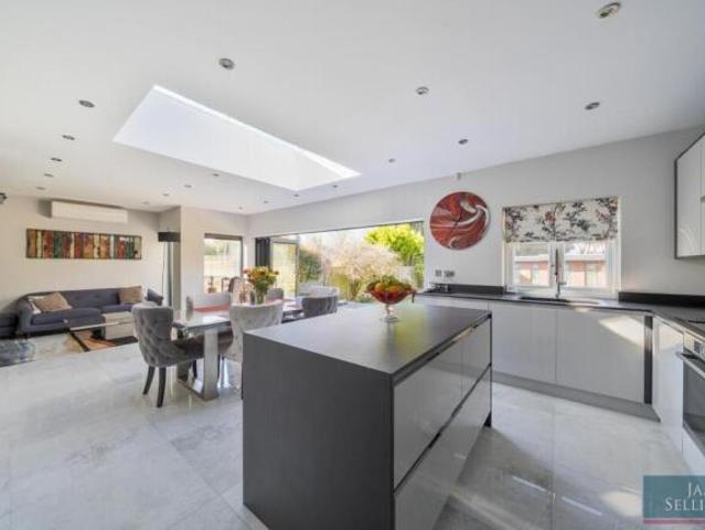 House for sale in Old Wharf, City Of Leicester