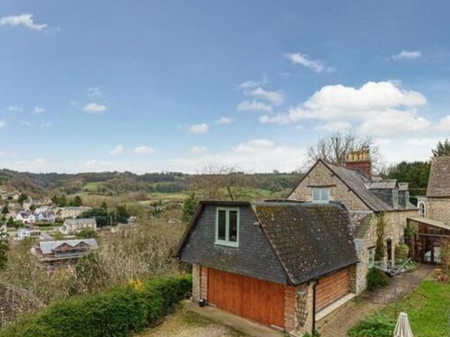 House for sale in Thrupp, School House