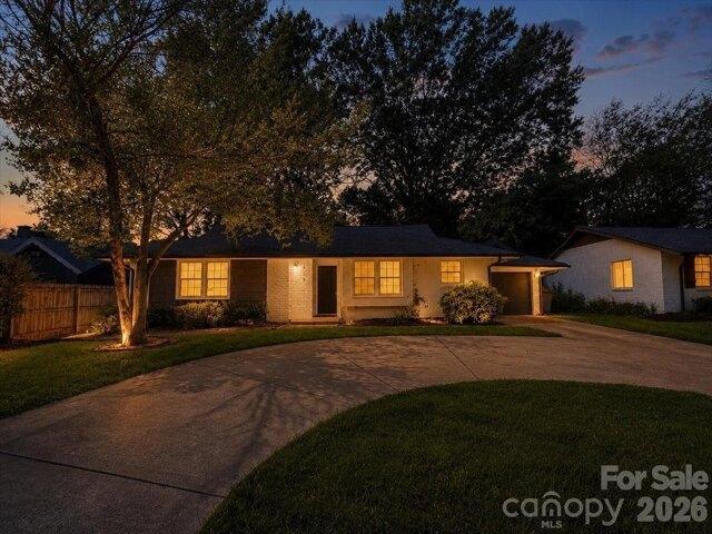 House for sale in Mecklenburg, North Carolina