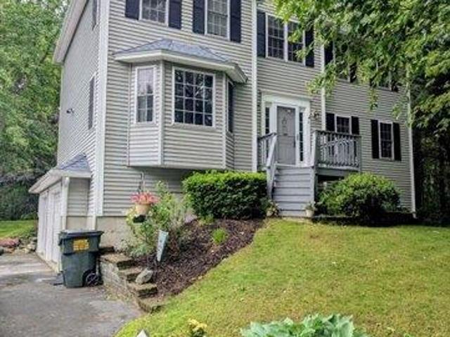 House for sale in Charlton, Massachusetts