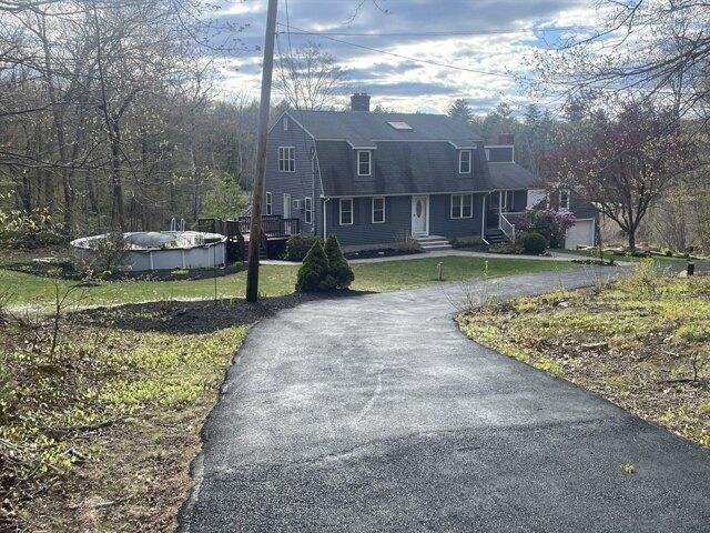 House for sale in Charlton, Massachusetts