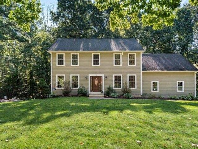 House for sale in Charlton, Massachusetts