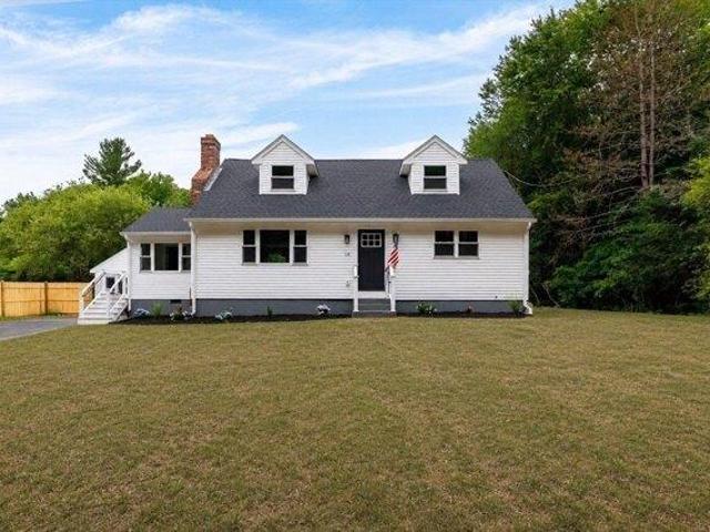 House for sale in Charlton, Massachusetts