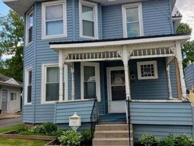 House for sale in Chateaugay