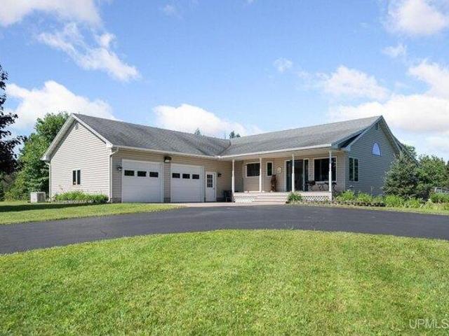 House for sale in Chatham, Michigan