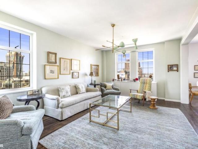 Apartment for sale in Chelsea